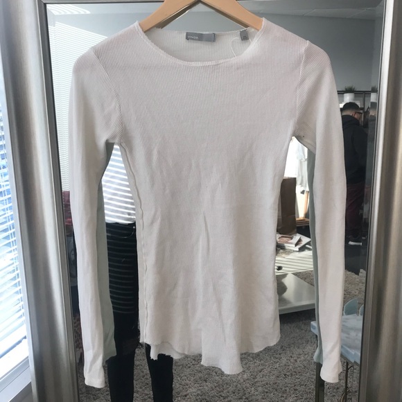 Vince Tops - VINCE TEE. SIZE SMALL. WORN WONCE. WAFFLE KNIT